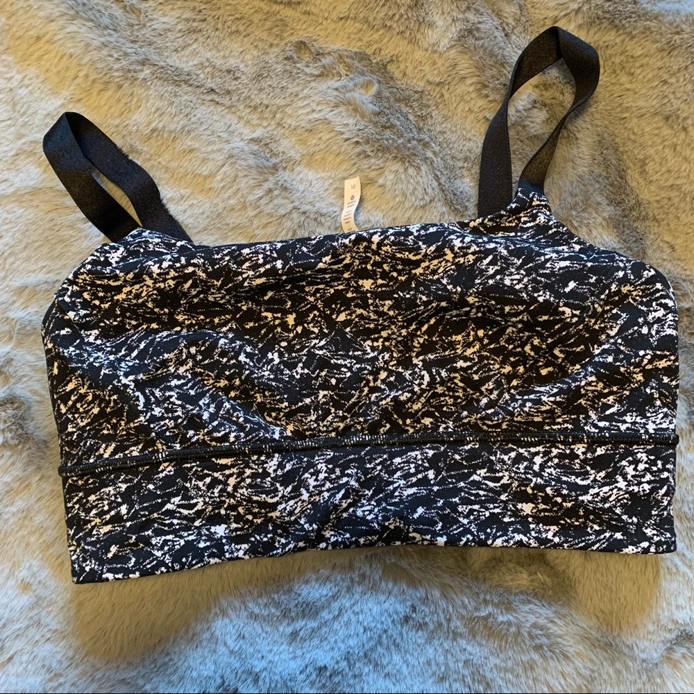 Lululemon sports bra